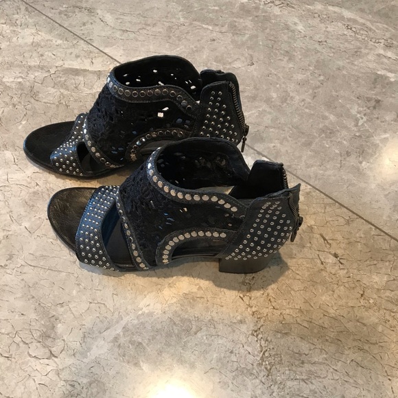 Black Lace & Stud Sandles - Picture 3 of 4